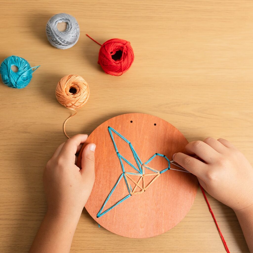 רקמה על עץ חיות – תמונה 7