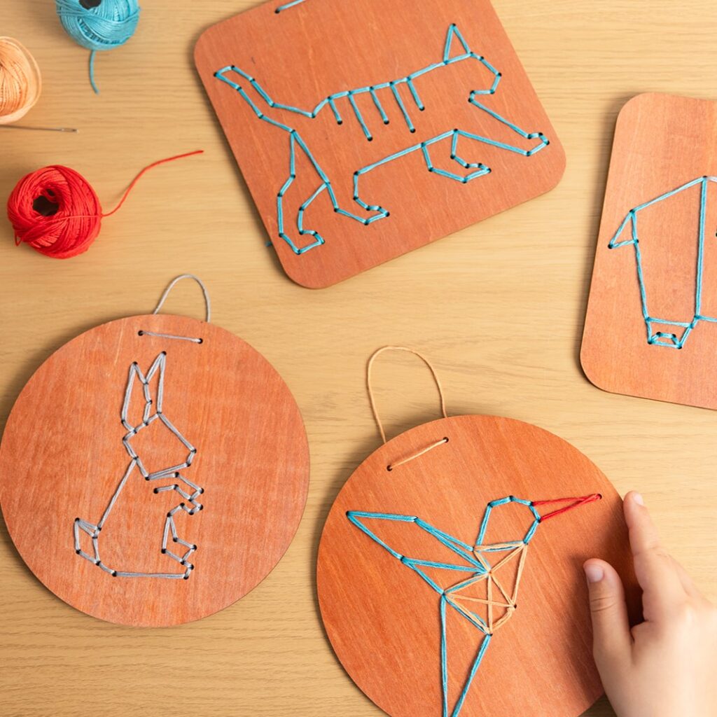 רקמה על עץ חיות – תמונה 6