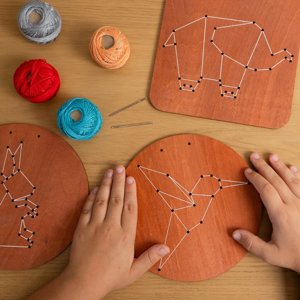 רקמה על עץ חיות – תמונה 2