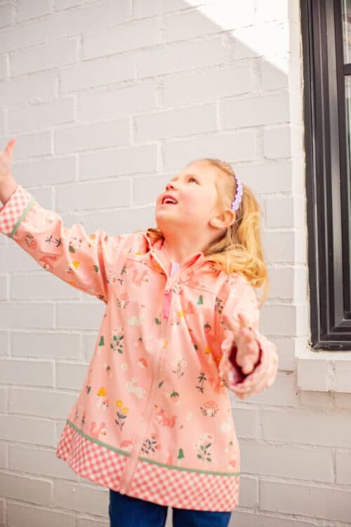 ⁦מעיל גשם תותים⁩ – תמונה ⁦2⁩