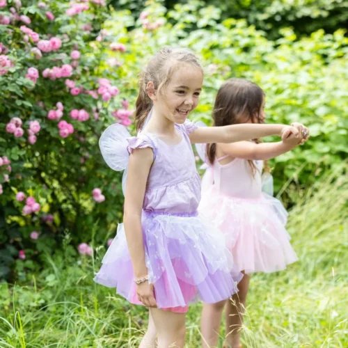 ⁦תחפושת פרפר מרפרף סגול (חצאית וכנפיים) 4/6⁩ – תמונה ⁦2⁩